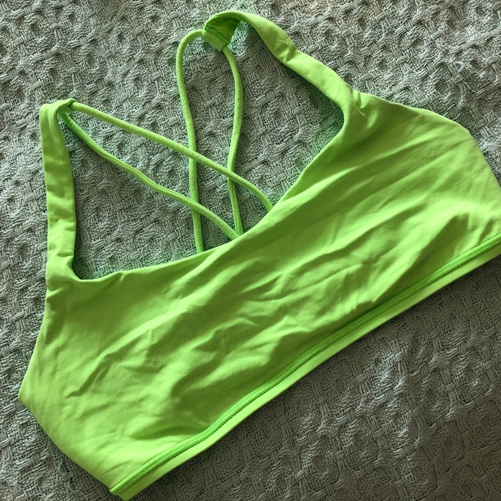Lululemon Energy Free To Be Sports Bra